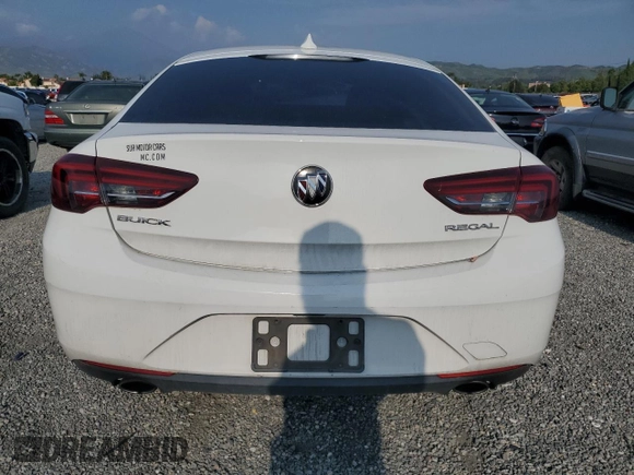 2018 Buick Regal Preferred with VIN W04GL6SX8J1133551, listed as a Copart auction lot 55338635 with 155,299 mi miles and Salvage title. Bid and sale history available at DreamBid. Image 6.