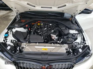 2024 BMW 3 Series 330e with VIN 3MW39FF08R8E33787, listed as a Copart auction lot 63331344 with 7,786 mi miles and Non Repairable. Bid and sale history available at carsss.com. Image 11.