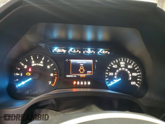 2019 Ford F-150 XL with VIN 1FTEW1C59KKC32296, listed as a Copart auction lot 60960505 with 163,942 mi miles and Clean title. Bid and sale history available at DreamBid. Image 9.
