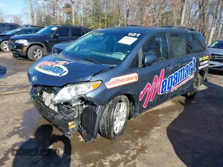 2017 Toyota Sienna XLE Auto Access Seat with VIN 5TDYZ3DCXHS792973, listed as a IAAI auction lot 41586449 with 113,125 mi miles and . Bid and sale history available at DreamBid. Image 2.
