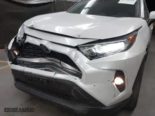 2021 Toyota RAV4 XLE Premium with VIN 2T3C1RFV0MW131609, listed as a IAAI auction lot 41723110 with 45,736 mi miles. Bid and sale history available at carsss.com. Image 6.