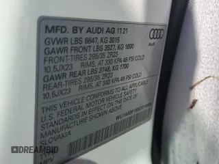 2022 Audi RS Q8 z VIN WU1ARBF16ND010895, wystawiony jako Copart lot #75917274 z przebiegiem Nie podano mil oraz Nie do naprawy • Non repairable. Historia ofert i sprzedaży dostępna na DreamBid. Obrazek 13.