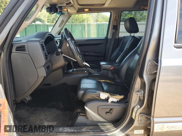 2008 Jeep Commander Limited with VIN 1J8HG58N18C186159, listed as a Copart auction lot 68495334 with 152,326 mi miles and Salvage Title. Bid and sale history available at carsss.com. Image 7.
