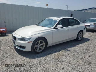2014 BMW 3 Series 328i xDrive с VIN WBA3B5C50EP539273, выставлен на аукционе Copart как лот 64083275 с пробегом Не указан миль и Списание • Salvage title. История ставок и продаж доступна на DreamBid. Изображение 1.