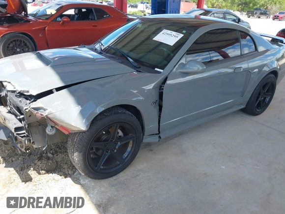 2002 Ford Mustang GT Deluxe с VIN 1FAFP42X32F139617, выставлен на аукционе IAAI как лот 42595295 с пробегом 117 587 миль миль и . История ставок и продаж доступна на DreamBid. Изображение 17.