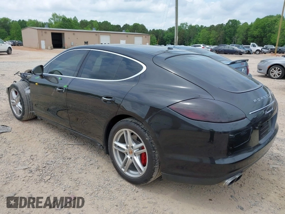 2013 Porsche Panamera 4S z VIN WP0AB2A71DL061108, wystawiony jako IAAI lot #42063281 z przebiegiem 90 100 mil mil oraz . Historia ofert i sprzedaży dostępna na DreamBid. Obrazek 3.