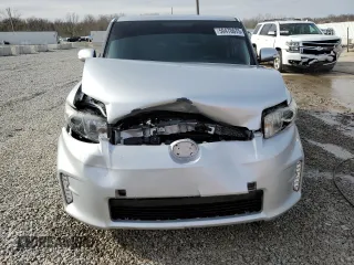2015 Scion xB with VIN JTLZE4FE5FJ081300, listed as a Copart auction lot 50470675 with 105,618 mi miles and Non Repairable. Bid and sale history available at carsss.com. Image 5.