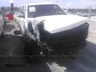 2016 Chevrolet Tahoe LT z VIN 1GNSCBKC4GR164108, wystawiony jako IAAI lot #23020061 z przebiegiem Nie podano mil oraz . Historia ofert i sprzedaży dostępna na DreamBid. Obrazek 6.