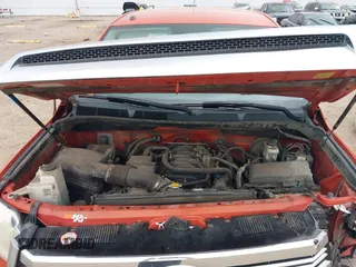 2016 Toyota Tundra 4WD Truck SR5 with VIN 5TFDW5F19GX550795, listed as a IAAI auction lot 41894023 with 174,637 mi miles. Bid and sale history available at carsss.com. Image 10.