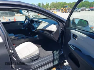 2016 Toyota Avalon Limited with VIN 4T1BK1EB4GU208979, listed as a IAAI auction lot 42032374 with 242,738 mi miles and . Bid and sale history available at carsss.com. Image 5.
