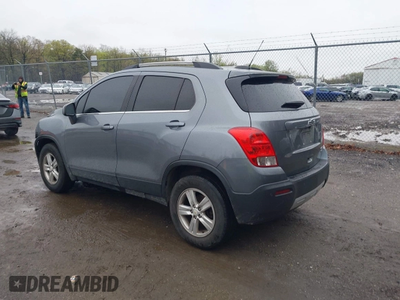 2015 Chevrolet Trax LT with VIN KL7CJRSBXFB097960, listed as a IAAI auction lot 41976883 with 98,621 mi miles and . Bid and sale history available at carsss.com. Image 3.