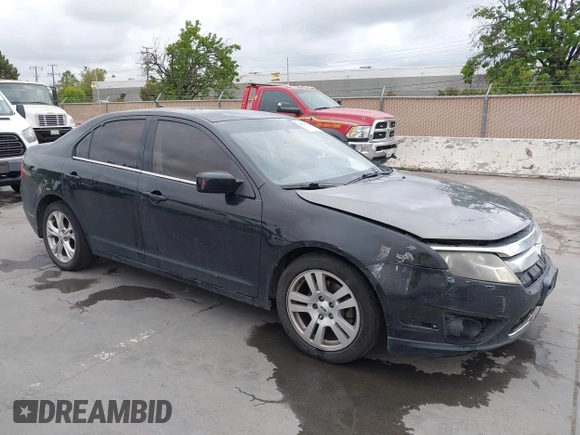 2012 Ford Fusion SE with VIN 3FAHP0HA1CR381248, listed as a IAAI auction lot 42120526 with 233,348 mi miles. Bid and sale history available at carsss.com. Image 1.