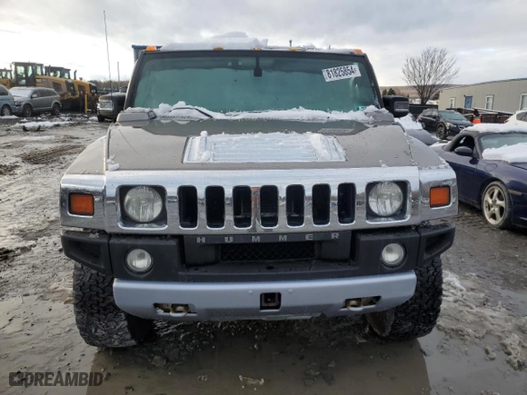 2008 Hummer H2 SUV with VIN 5GRGN23808H107414, listed as a Copart auction lot 81825854 with 250,205 mi miles and Salvage Title. Bid and sale history available at carsss.com. Image 5.