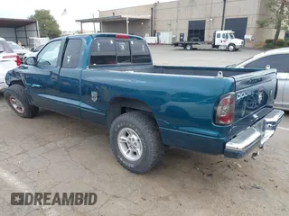 1997 Dodge Dakota with VIN 1B7GL23X7VS164206, listed as a IAAI auction lot 41839529 with 223,933 mi miles. Bid and sale history available at carsss.com. Image 3.