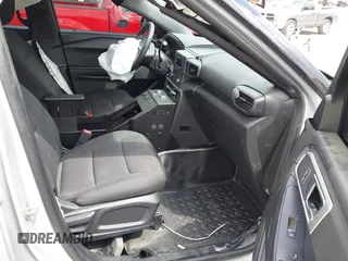 2023 Ford Police Interceptor Utility z VIN 1FM5K8ABXPGA35608, wystawiony jako IAAI lot #41857142 z przebiegiem 24 094 mil mil oraz . Historia ofert i sprzedaży dostępna na DreamBid. Obrazek 5.