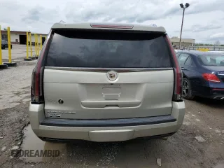 2015 Cadillac Escalade z VIN 1GYS4AKJ1FR100437, wystawiony jako Copart lot #52559965 z przebiegiem 51 627 mil mil oraz Tytuł czysty. Historia ofert i sprzedaży dostępna na DreamBid. Obrazek 6.