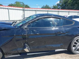 2017 Ford Mustang EcoBoost with VIN 1FA6P8TH4H5203290, listed as a IAAI auction lot 40332376 with Not Provided miles and . Bid and sale history available at carsss.com. Image 14.