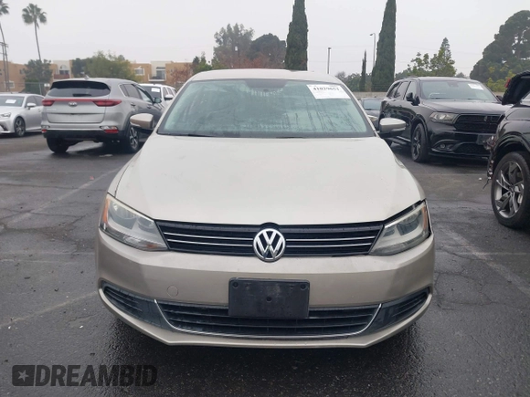 2013 Volkswagen Jetta SE z VIN 3VWDP7AJ4DM265033, wystawiony jako IAAI lot #41029651 z przebiegiem 126 879 mil mil oraz . Historia ofert i sprzedaży dostępna na DreamBid. Obrazek 6.