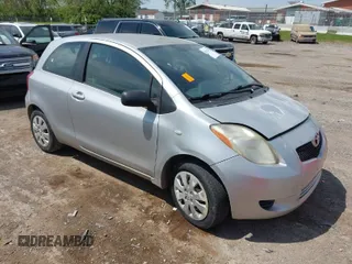 2007 Toyota Yaris with VIN JTDJT923475077877, listed as a IAAI auction lot 42073834 with 210,145 mi miles. Bid and sale history available at carsss.com. Image 1.