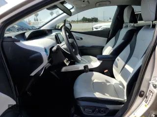 2017 Toyota Prius Plus z VIN JTDKARFP3H3059827, wystawiony jako Copart lot #60089485 z przebiegiem 266 330 mil mil oraz Szkoda całkowita • Salvage title. Historia ofert i sprzedaży dostępna na DreamBid. Obrazek 7.