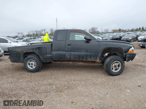 1999 Dodge Dakota SLT with VIN 1B7GG22Y6XS231301, listed as a IAAI auction lot 41427598 with Not Provided miles and . Bid and sale history available at carsss.com. Image 13.