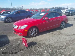 2011 Mercedes-Benz E-Class E 350 with VIN WDDKK5GF2BF071961, listed as a IAAI auction lot 41428712 with 148,114 mi miles. Bid and sale history available at carsss.com. Image 17.