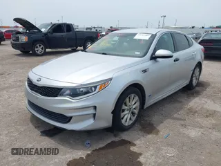 2017 Kia Optima LX z VIN 5XXGT4L34HG124656, wystawiony jako IAAI lot #42247907 z przebiegiem 93 333 mil mil oraz . Historia ofert i sprzedaży dostępna na DreamBid. Obrazek 2.