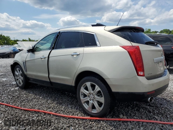 2015 Cadillac SRX Premium Collection with VIN 3GYFNDE30FS568976, listed as a Copart auction lot 57725515 with 67,622 mi miles and Salvage title. Bid and sale history available at DreamBid. Image 2.