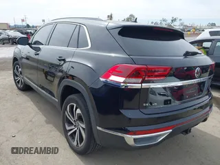 2021 Volkswagen Atlas SEL Premium with VIN 1V2TE2CA6MC220132, listed as a IAAI auction lot 41688148 with 57,249 mi miles and . Bid and sale history available at DreamBid. Image 3.