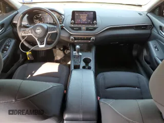 2022 Nissan Altima SV z VIN 1N4BL4DV9NN370506, wystawiony jako Copart lot #50054185 z przebiegiem 67 138 mil mil oraz Szkoda całkowita • Salvage title. Historia ofert i sprzedaży dostępna na DreamBid. Obrazek 8.
