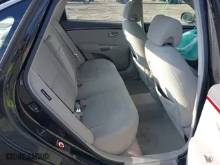 2007 Hyundai Azera GLS with VIN KMHFC46D27A222526, listed as a IAAI auction lot 41222828 with 178,845 mi miles. Bid and sale history available at carsss.com. Image 8.