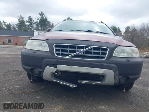 2005 Volvo XC70 with VIN YV1SZ592851203536, listed as a IAAI auction lot 41851395 with 212,201 mi miles and . Bid and sale history available at DreamBid. Image 13.
