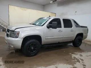 2008 Chevrolet Avalanche LS with VIN 3GNFK12348G239471, listed as a Copart auction lot 56184865 with 198,884 mi miles and Clean title. Bid and sale history available at DreamBid. Image 1.