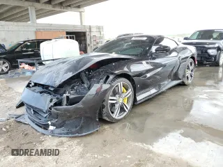2020 Ferrari Portofino z VIN ZFF89FPA3L0255497, wystawiony jako Copart lot #46598594 z przebiegiem 4193 mil mil oraz Szkody całkowita. Historia ofert i sprzedaży dostępna na DreamBid. Obrazek 1.