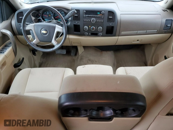 2013 Chevrolet Silverado 1500 LT with VIN 3GCPCSEA3DG203968, listed as a Copart auction lot 43869665 with 121,386 mi miles and Clean Title. Bid and sale history available at DreamBid. Image 8.