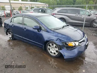 2008 Honda Civic LX z VIN 1HGFA16528L088528, wystawiony jako IAAI lot #42307873 z przebiegiem 259 370 mil mil oraz . Historia ofert i sprzedaży dostępna na DreamBid. Obrazek 1.