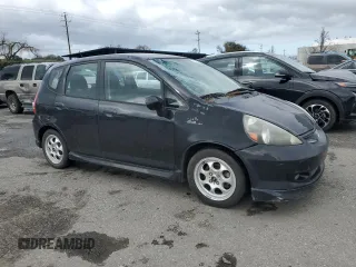 2007 Honda Fit Sport with VIN JHMGD37617S004392, listed as a Copart auction lot 44965225 with 137,896 mi miles and Salvage Title. Bid and sale history available at carsss.com. Image 4.