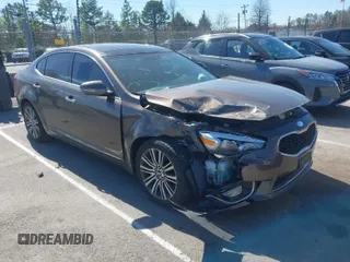 2015 Kia Cadenza Premium with VIN KNALN4D78F5172931, listed as a IAAI auction lot 41779938 with 60,420 mi miles. Bid and sale history available at carsss.com. Image 1.