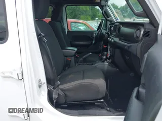 2019 Jeep Wrangler Unlimited Sport S with VIN 1C4HJXDN3KW689739, listed as a IAAI auction lot 42358604 with 73,271 mi miles and . Bid and sale history available at DreamBid. Image 5.