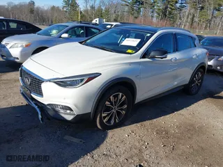 2018 Infiniti QX30 Luxury with VIN SJKCH5CR0JA056820, listed as a IAAI auction lot 40974821 with 71,902 mi miles. Bid and sale history available at carsss.com. Image 17.