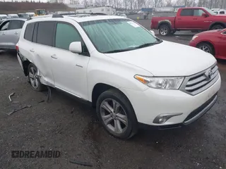 2013 Toyota Highlander Limited z VIN 5TDDK3EH1DS205468, wystawiony jako IAAI lot #40921522 z przebiegiem 155 089 mil mil oraz . Historia ofert i sprzedaży dostępna na DreamBid. Obrazek 1.