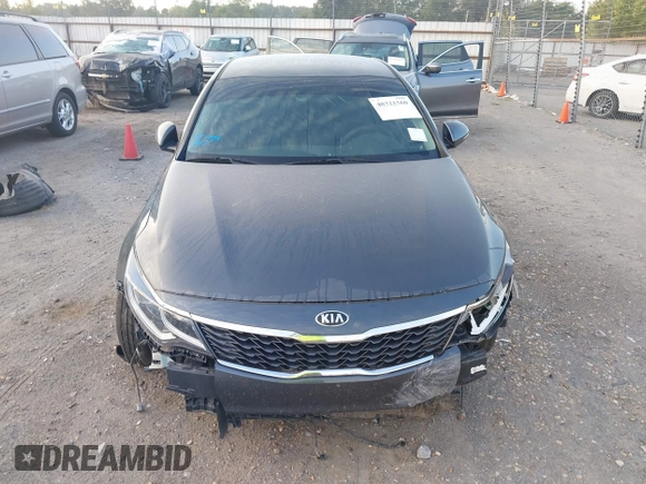 2020 Kia Optima LX with VIN 5XXGT4L30LG423750, listed as a IAAI auction lot 40321560 with 81,957 mi miles. Bid and sale history available at carsss.com. Image 12.