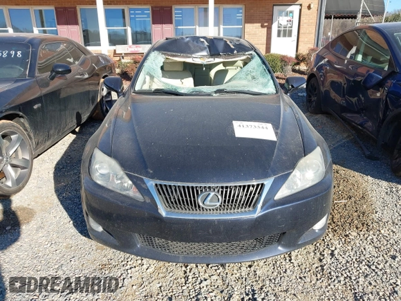 2009 Lexus IS 250 with VIN JTHBK262695105390, listed as a IAAI auction lot 41373344 with 215,356 mi miles. Bid and sale history available at carsss.com. Image 12.