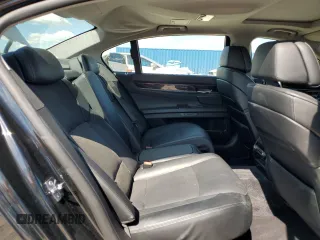 2009 BMW 7 Series 750Li z VIN WBAKB83559CY60221, wystawiony jako Copart lot #46941725 z przebiegiem 109 669 mil mil oraz Czysty tytuł • Clean title. Historia ofert i sprzedaży dostępna na DreamBid. Obrazek 10.