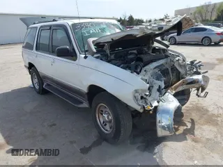 1997 Ford Explorer Eddie Bauer z VIN 1FMDU32X2VZB17112, wystawiony jako IAAI lot #41995159 z przebiegiem 71 250 mil mil oraz . Historia ofert i sprzedaży dostępna na DreamBid. Obrazek 1.