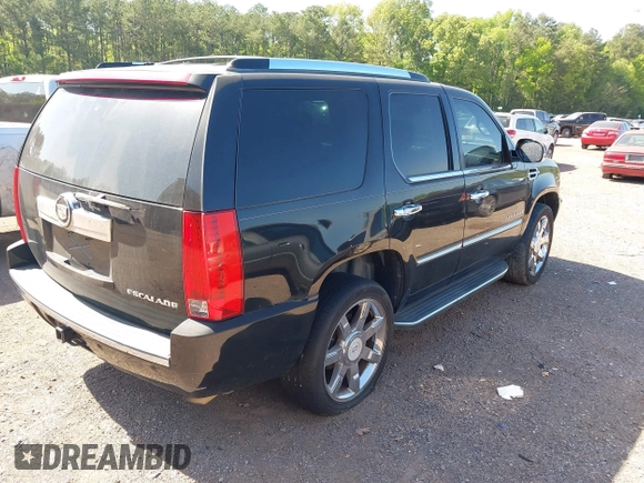 2008 Cadillac Escalade with VIN 1GYEC63878R153767, listed as a IAAI auction lot 41982579 with 1 mi miles. Bid and sale history available at carsss.com. Image 4.