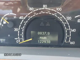 2003 Mercedes-Benz S-Class 4.3L with VIN WDBNG70J73A377067, listed as a IAAI auction lot 42137032 with 122,938 mi miles. Bid and sale history available at carsss.com. Image 7.