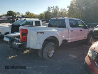2023 Ford F-450 XL with VIN 1FT8W4DT5PEC72828, listed as a Copart auction lot 76585394 with 8,267 mi miles and Salvage Title. Bid and sale history available at carsss.com. Image 3.