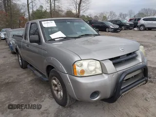 2003 Nissan Frontier XE z VIN 1N6DD26T93C408967, wystawiony jako IAAI lot #41496701 z przebiegiem 181 111 mil mil oraz . Historia ofert i sprzedaży dostępna na DreamBid. Obrazek 1.