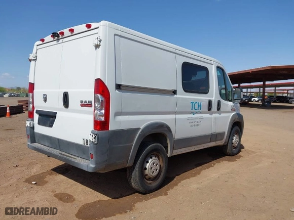 2014 Ram ProMaster Cargo Van with VIN 3C6TRVNG2EE110592, listed as a IAAI auction lot 41952688 with 101,478 mi miles. Bid and sale history available at carsss.com. Image 4.